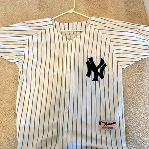 Y2K Yankees authentic MLB jersey.